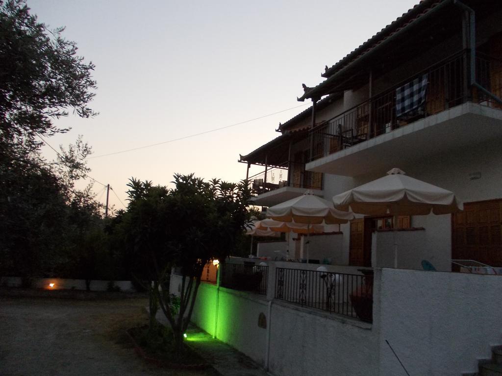 Philippos Apartments Afissos Exterior photo
